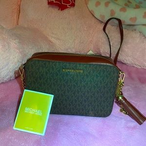 MK Crossbody logo bag